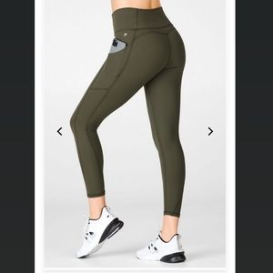 Fabletics Oasis High Waisted Pocket Legging